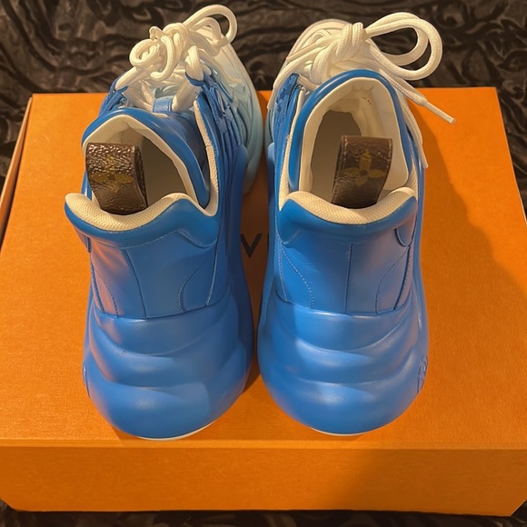Louis Vuitton Archlight Sneakers - Picture 3 of 3